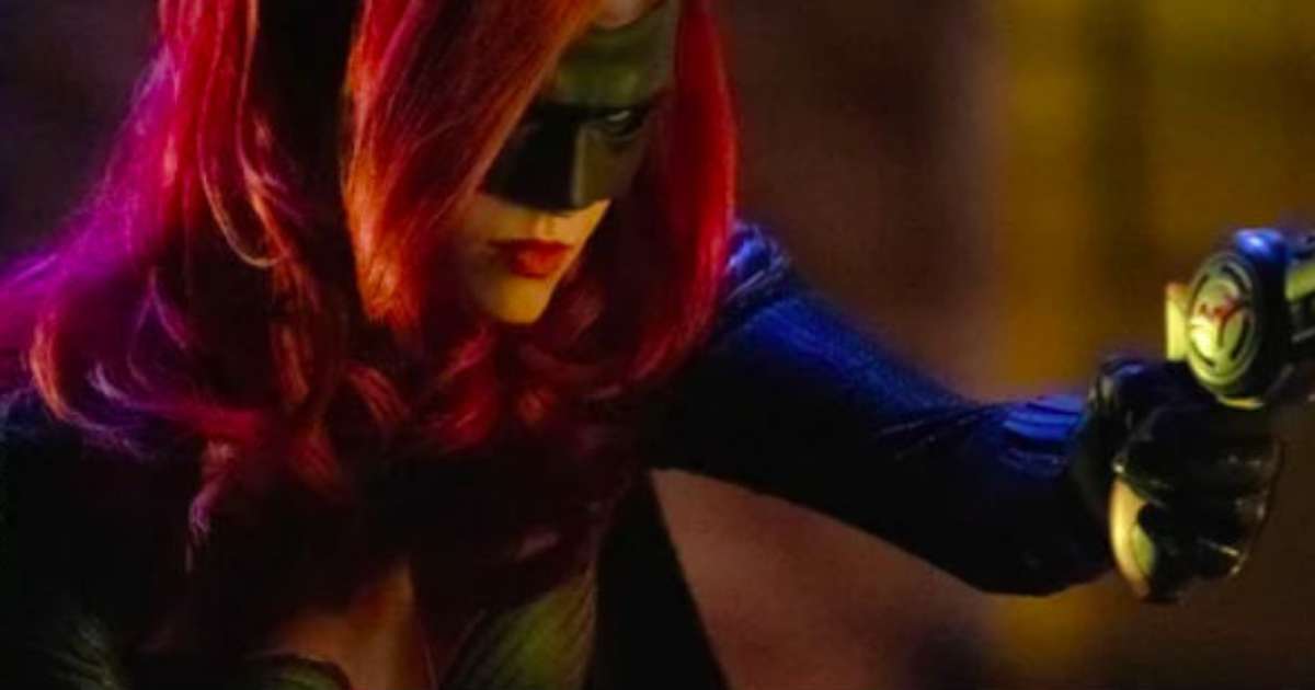 Elseworlds Ruby Rose Estreia Como Batwoman Em Novo Teaser Do Crossover De Arrow The Flash E 1723