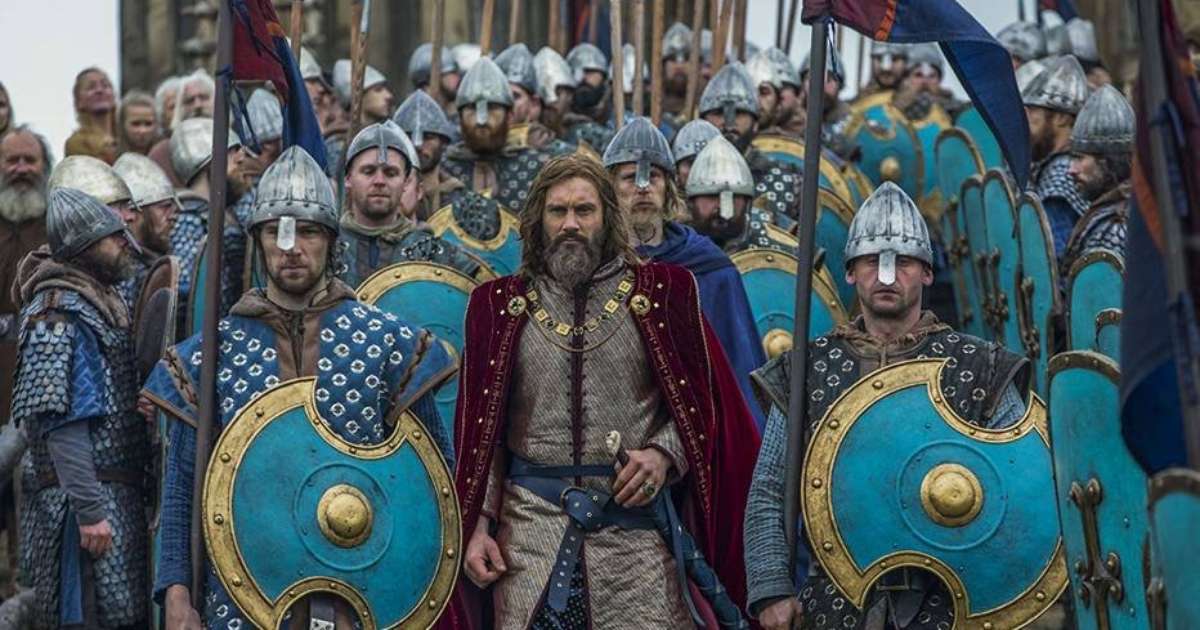 Criador explica por que optou por TERMINAR a série 'Vikings' - CinePOP