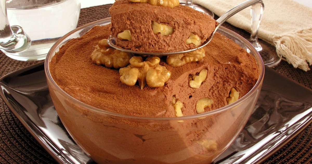 Mousse Trufada De Chocolate Meio Amargo Com Nozes