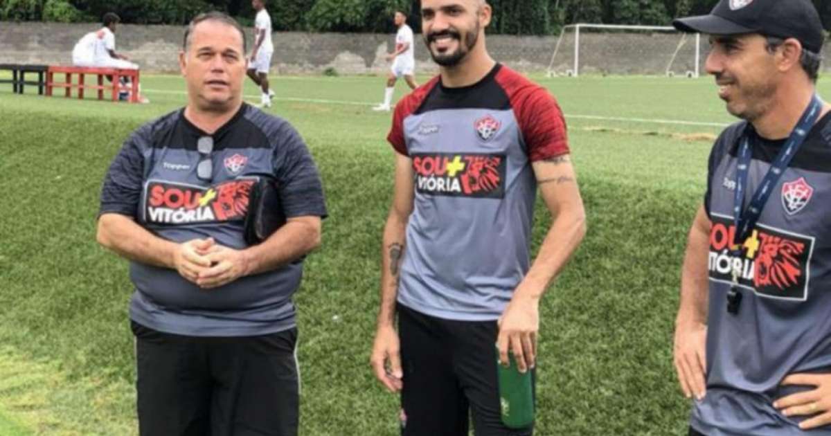 Anselmo Ramon Aposta Em Recuperação Do Vitória Na Série B