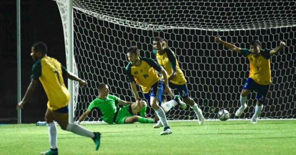 Brasil sofre, mas vence Ucrânia por 3 a 2 e segue na luta por vaga