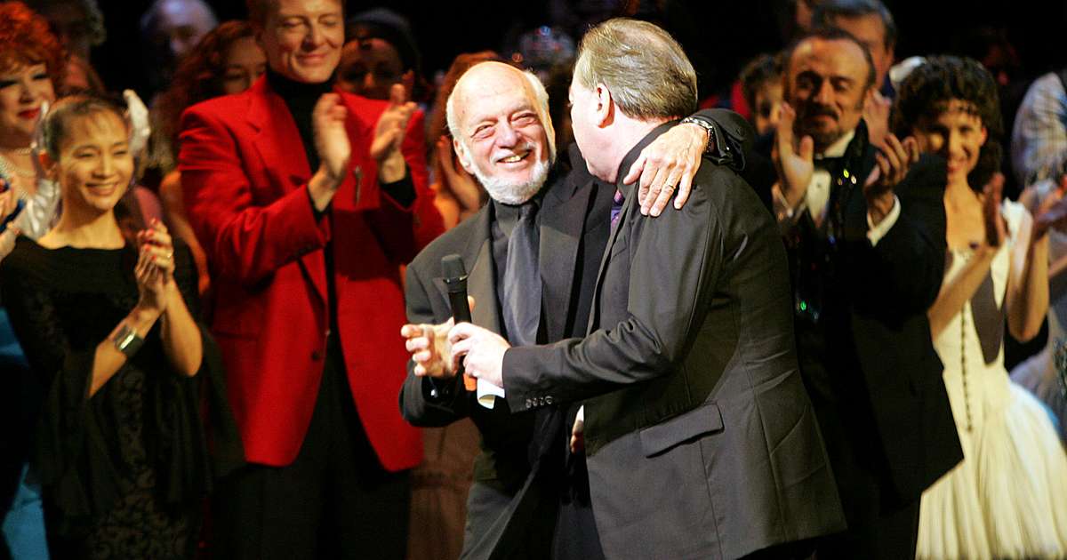 Premiado diretor da Broadway, Hal Prince morre aos 91 anos
