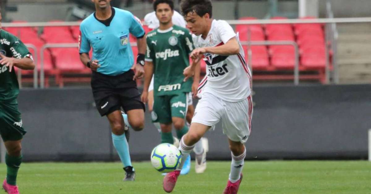 São Paulo vence Palmeiras no jogo de ida da final da Copa do Brasil sub-17