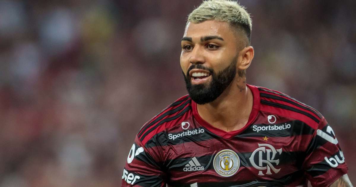 Flamengo vira sobre o Bahia e abre 10 pontos de vantagem