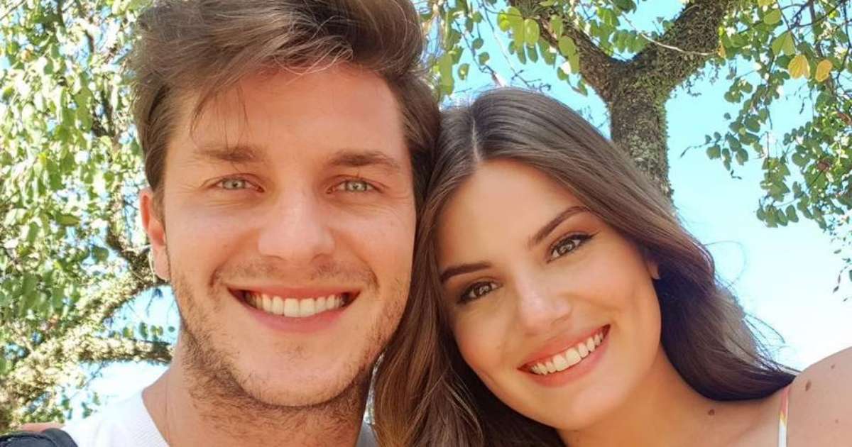 Klebber Toledo E Camila Queiroz Comemoram Dois Anos De Casados