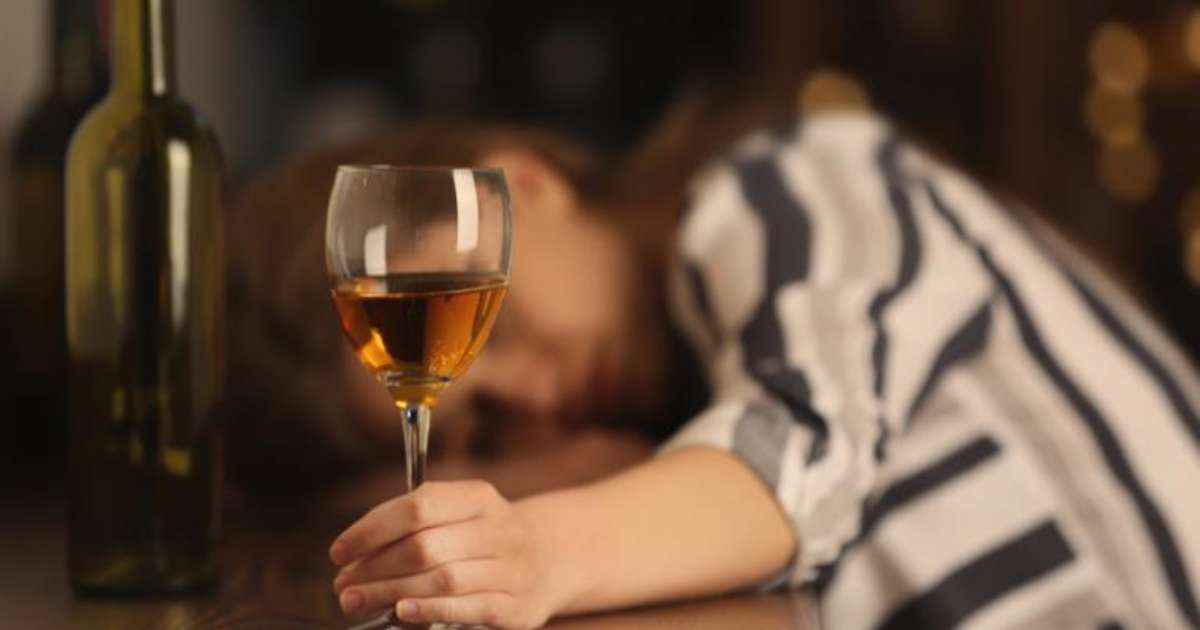 7 simpatias para parar de beber: afaste esse vício da sua vida