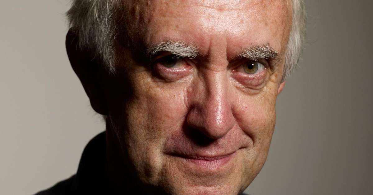 Jonathan Pryce será o príncipe Philip em 'The Crown'