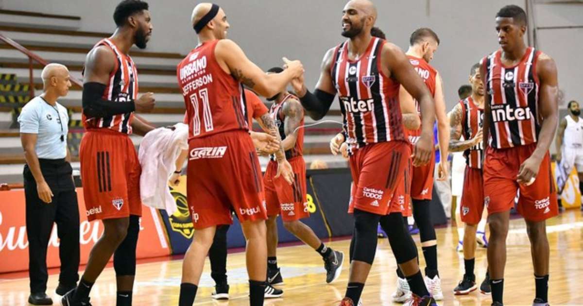 São Paulo domina Fortaleza Basquete Cearense no NBB