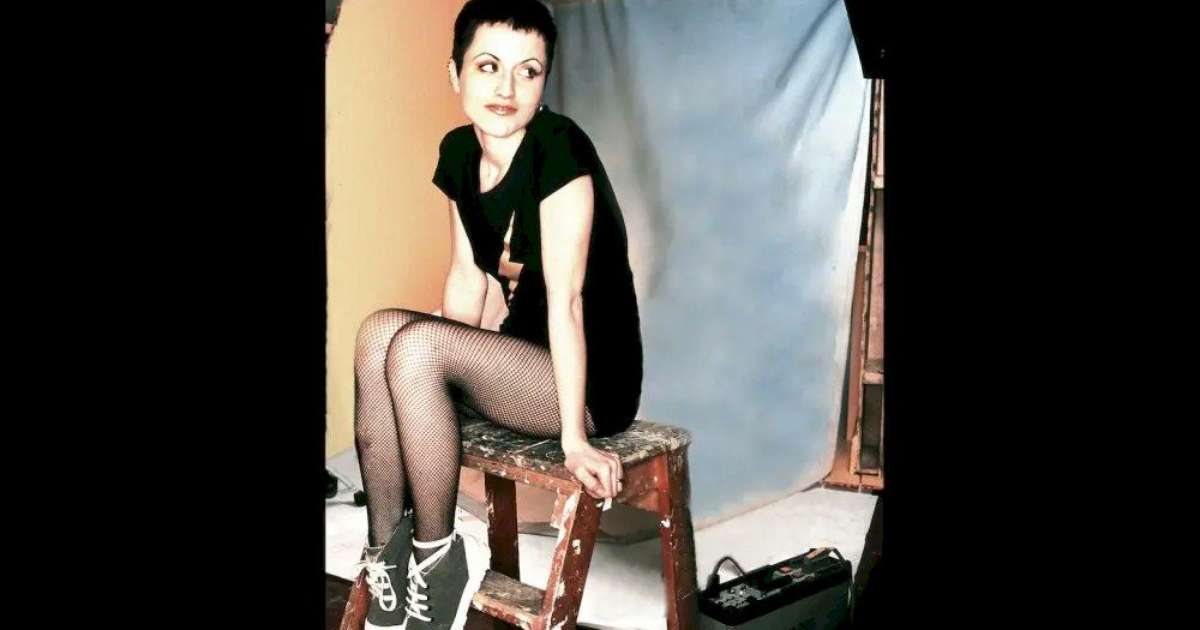 The Cranberries celebra 50 anos de Dolores O'Riordan com o álbum "Remembering"
