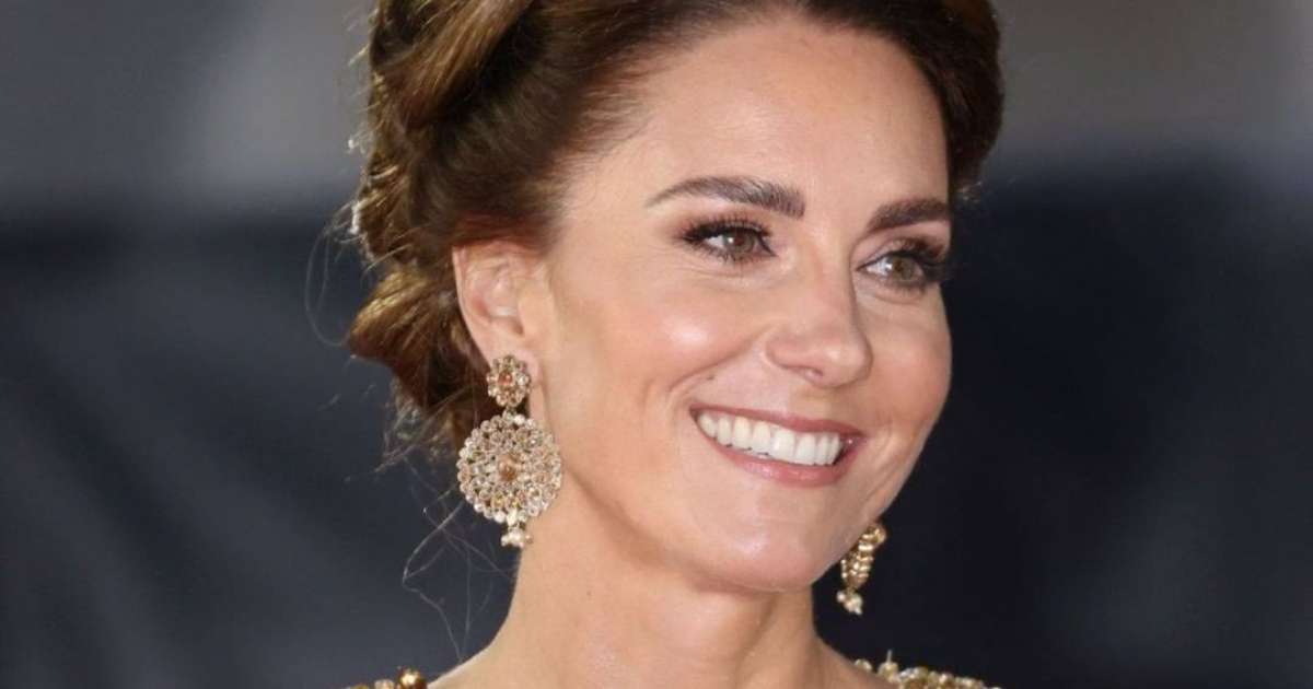 Bond Girl? Kate Middleton usa look explosivo para ver James Bond