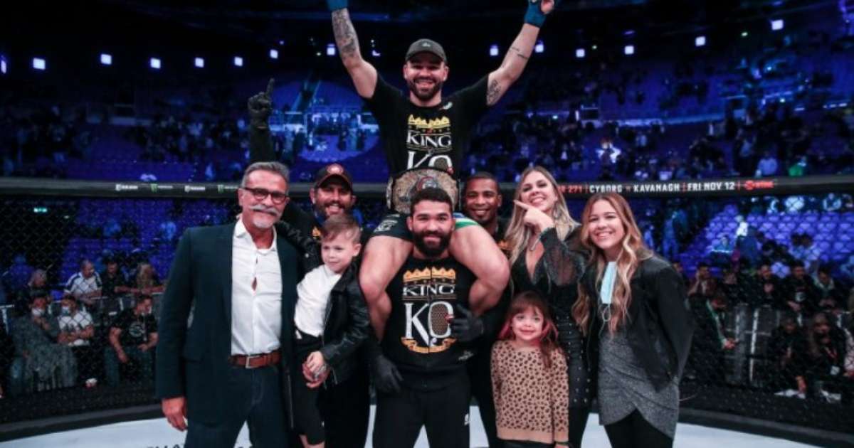 Conheça campeão do UFC que se aposentou após morte do pai - Fotos