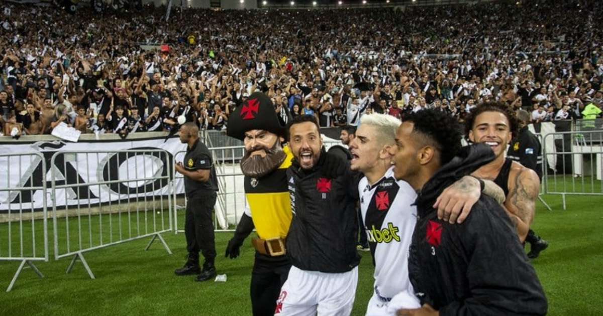 Com Fla no Maracanã, 'Vasco mandará todos os jogos em São Januário', diz  Campello - Jornal O Globo