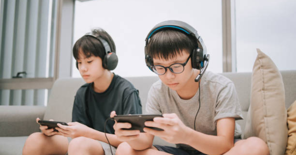 Cómo los teléfonos celulares pueden afectar el comportamiento de los niños para siempre