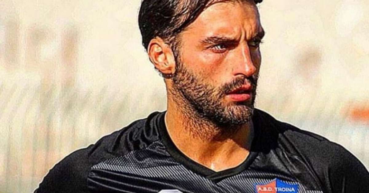 Un jugador arrestado bajo sospecha de matar a su ex novia con un martillo en Italia