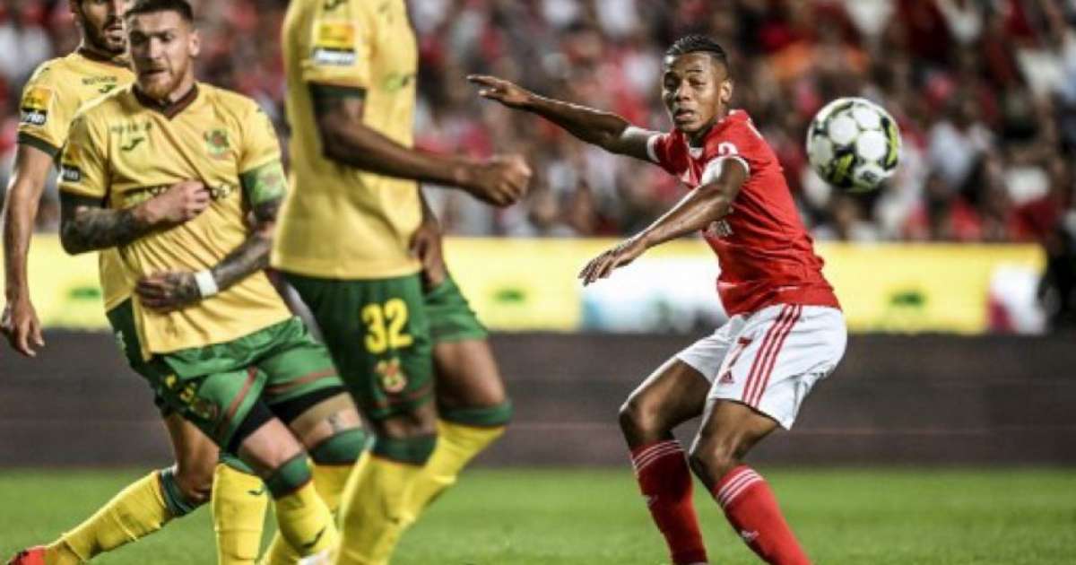 David Neres Marca E Benfica Vence Pa os Ferreira Pelo Campeonato Portugu s david-neres-marca-e-benfica-vence-pa-os-ferreira-pelo-campeonato-portugu-s