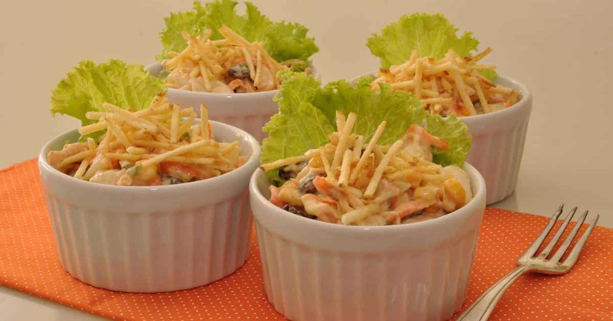 Prove o delicioso salpicão de frango tradicional com a família reunida!
