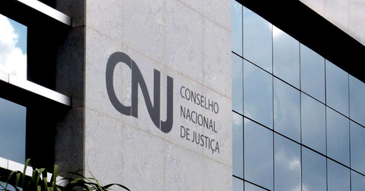 Após Jefferson, CNJ quer regra para coibir investigados de andarem armados