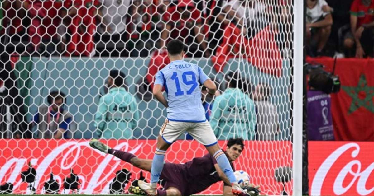 Marrocos supera a Espanha nos pênaltis, avança às quartas de final da Copa  do Mundo e faz história - Lance!