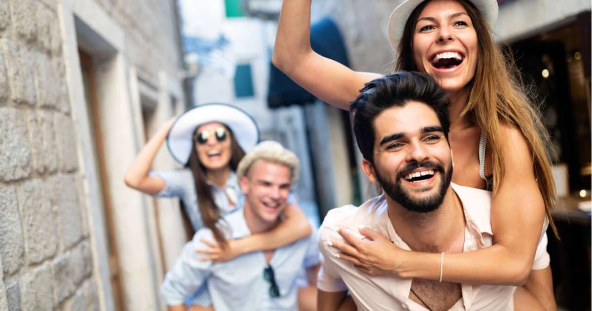 Retrospectiva do zodíaco: signos que mais tiveram sorte no amor em 2022