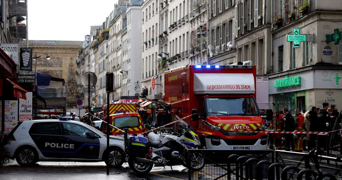 Two people were killed and four seriously wounded after a gunman opened fire in central Paris