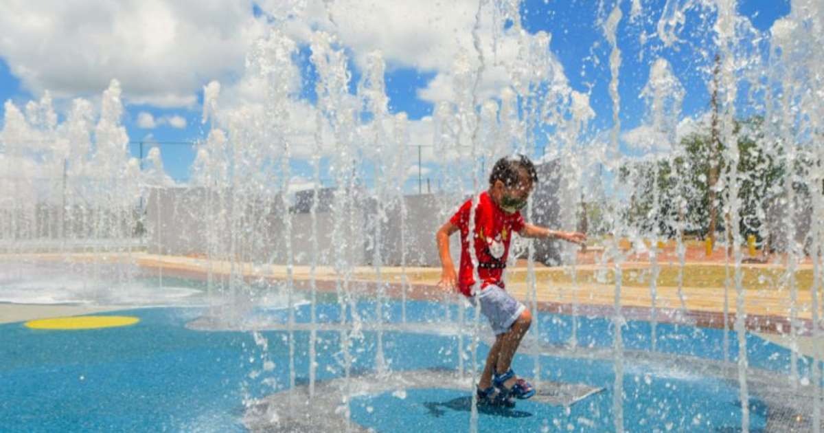 Tarde de muita diversão para crianças e adolescentes das Casas de