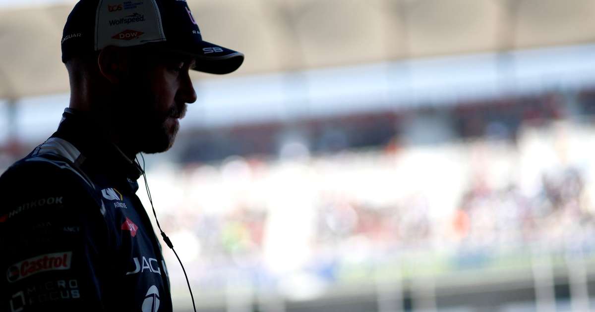 Bird se arrepiente de su retiro en el debut en la Fórmula E, establece el enfoque de Jaguar: ‘Confiabilidad’