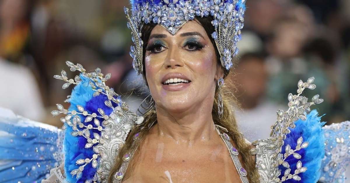 Mulher Abacaxi se pronuncia após separação por desfilar com seios à mostra