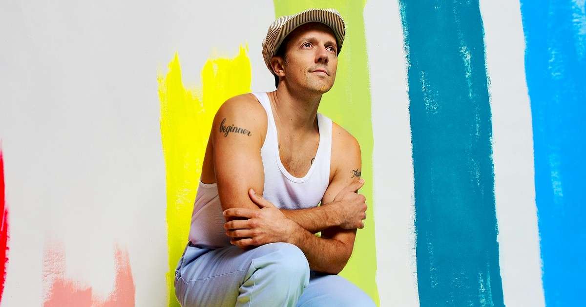 1607992583-jason-mraz-bmg.jpg