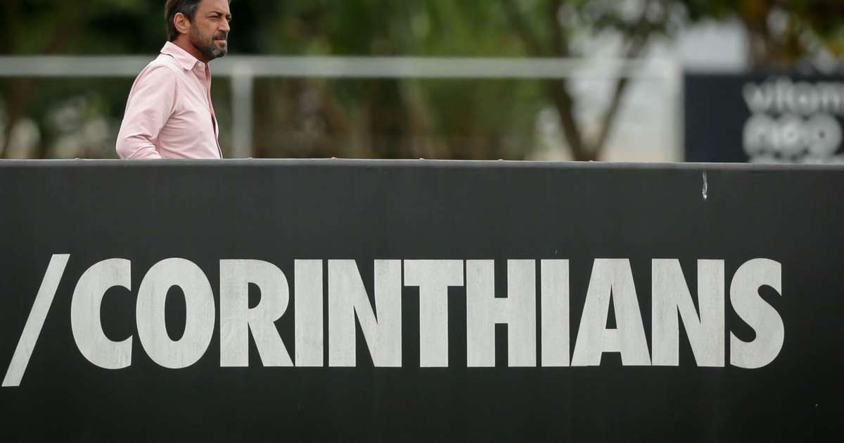 Corinthians fecha 2022 com ligeira redução da dívida e superávit na ...