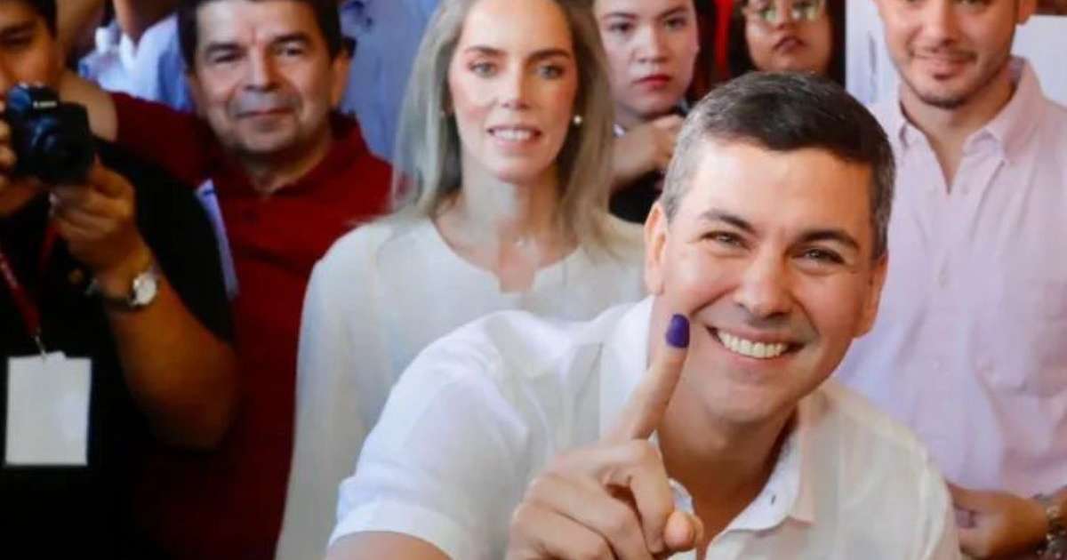 Quem é Santiago Peña, novo presidente do Paraguai?