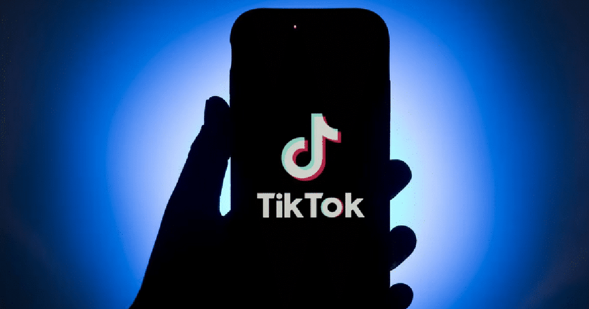 Side-by-Side Breakdown: Native Tiktok Saves Vs. Clean Web Video Downloaders