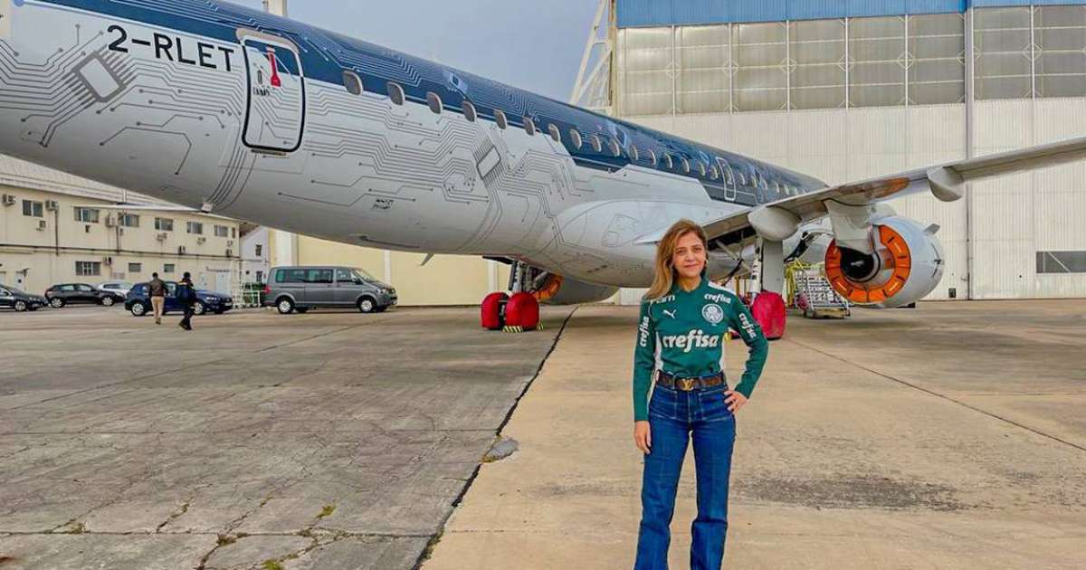 Avião comprado por Leila para o Palmeiras deve chegar ao Brasil dia 10 de  junho e será branco e azul