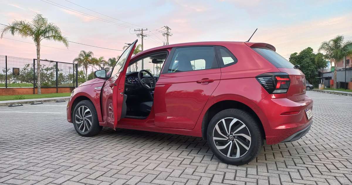 VW Polo dispara na liderança e abre 1.800 carros sobre Fiat Strada