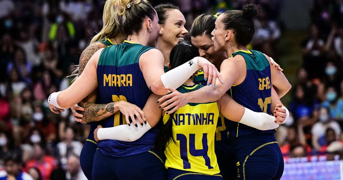 Brasil estreia com vitória no tie-break pelo Mundial de Vôlei