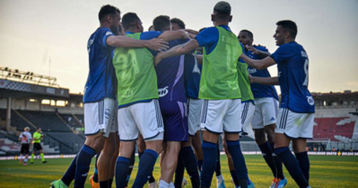 
Cruzeiro x Coritiba: onde assistir, escalações e arbitragem
