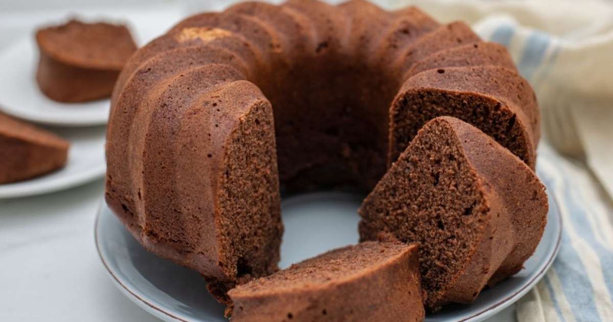 Bolo de chocolate sem ovos: aprenda a substituir o ingrediente