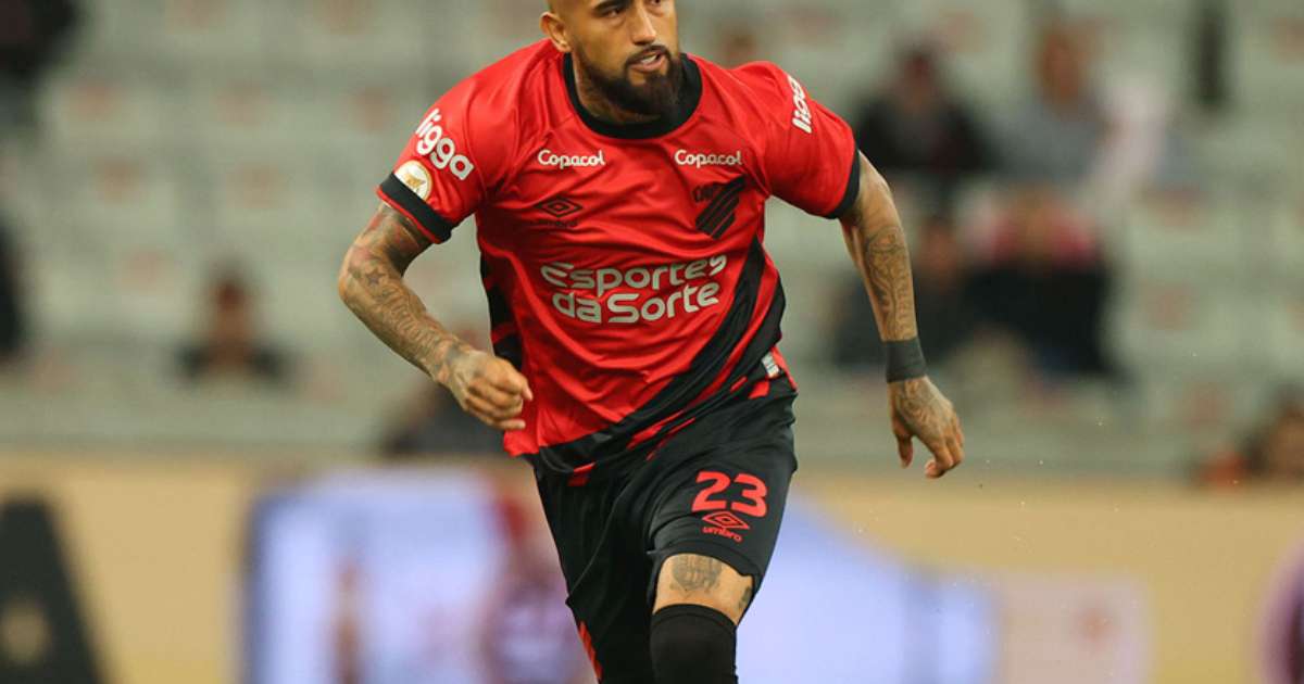 
Athletico x Cruzeiro: onde assistir, escalações e arbitragem
