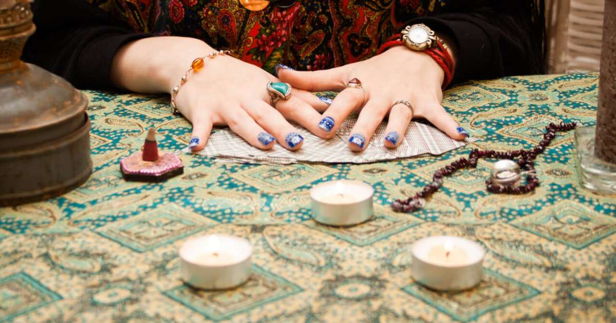 Saiba quais são as previsões do tarot em Agosto para todos os signos