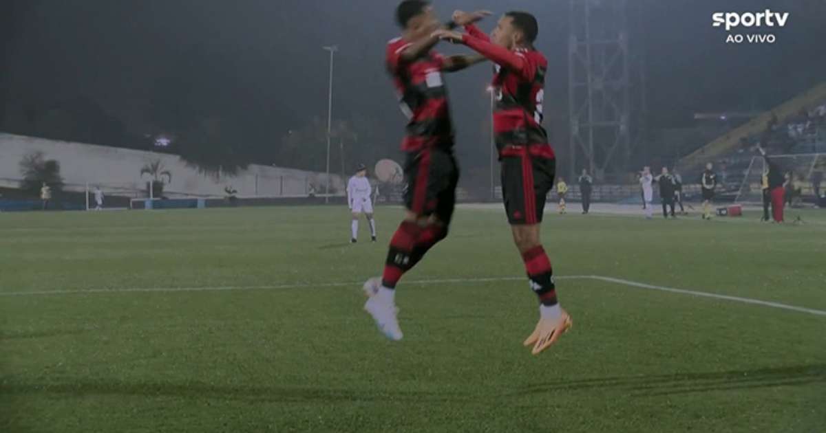 Flamengo sai na frente do Santos na semifinal do Brasileiro Sub-20