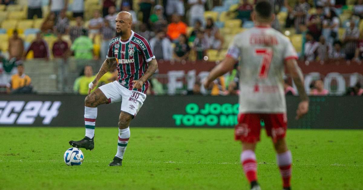 Felipe Melo Faz Coro Por Samuel Xavier Na Seleção: 'Merece Demais'