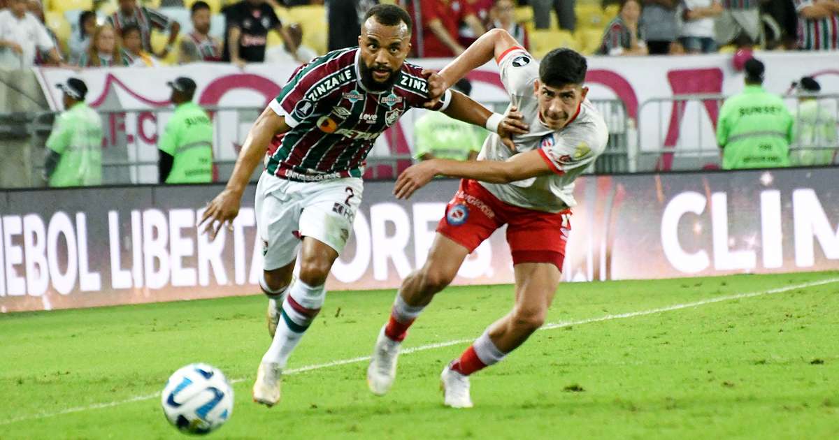 Apesar do resultado, Samuel Xavier elogia atuação do Fluminense