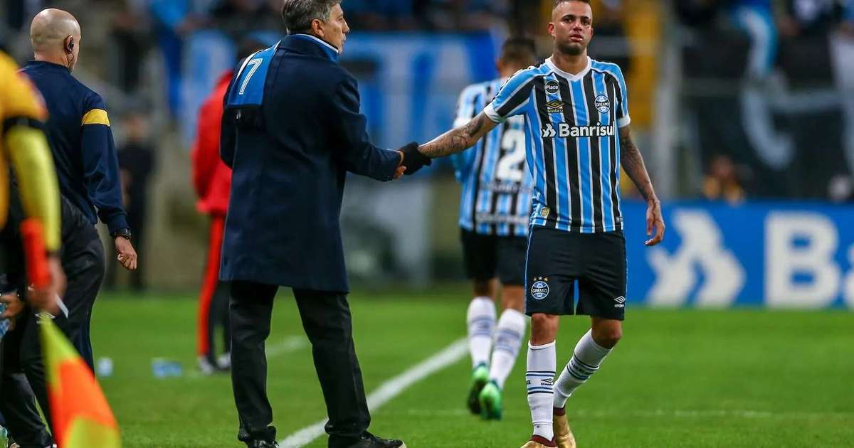 
Luan comemora reestreia pelo Grêmio em vitória sobre o Fluminense: Sensação indescritível
