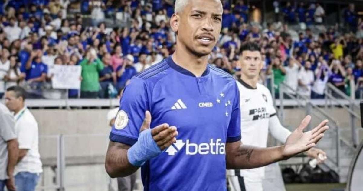 
Cruzeiro tem sofrido com desfalques por conta de lesões no joelho
