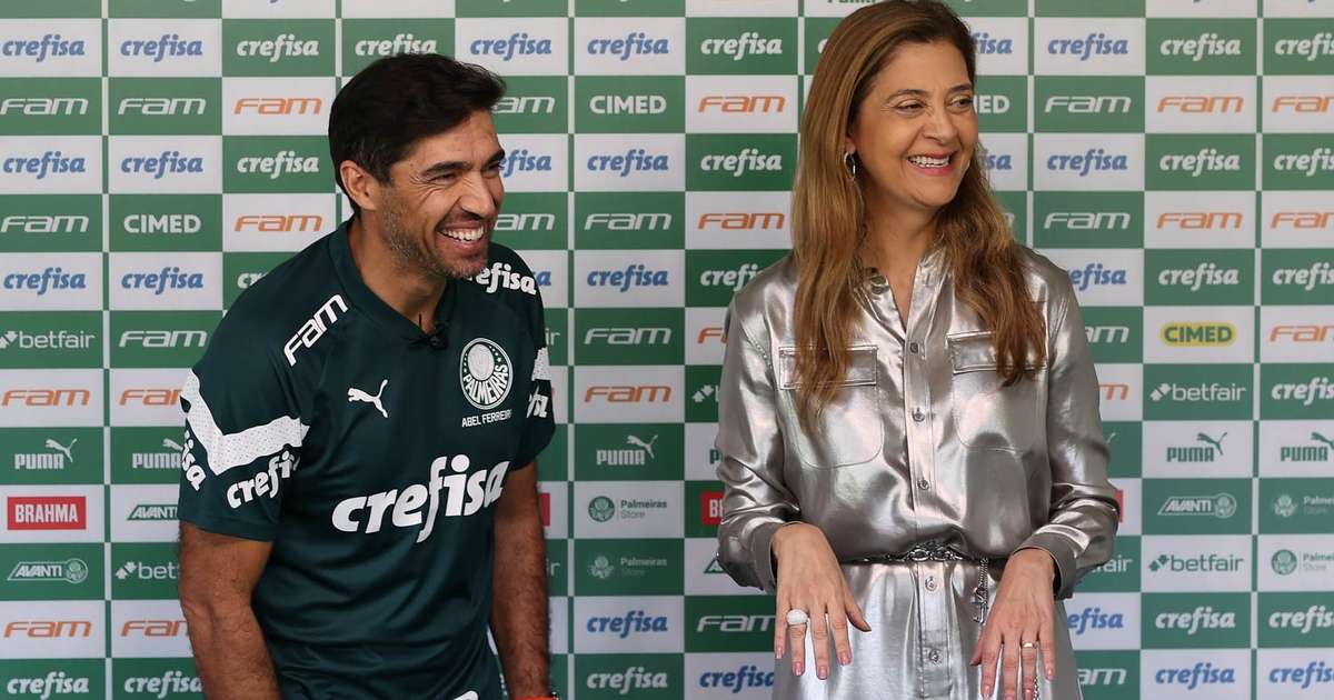 
Criança não mente! Mini-torcedor implora para Leila comprar jogador e diverte torcida do Palmeiras
