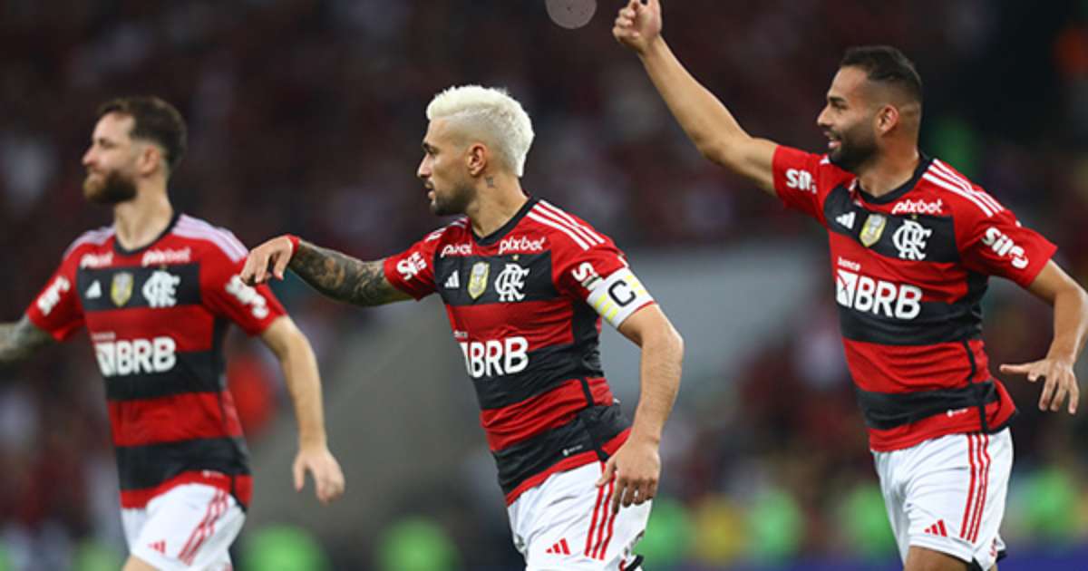 Flamengo on X: HOJE TEM MENGÃO NA SEMIFINAL DA COPA DO BRASIL! Às 21h45, o  Mais Querido enfrenta o São Paulo, no Maracanã, no jogo de volta! Vamos com  tudo em busca