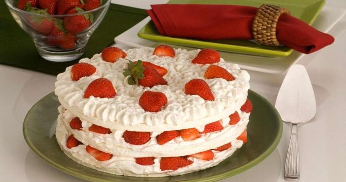 Merengue De Morango Faça Essa Receita Linda E Deliciosa