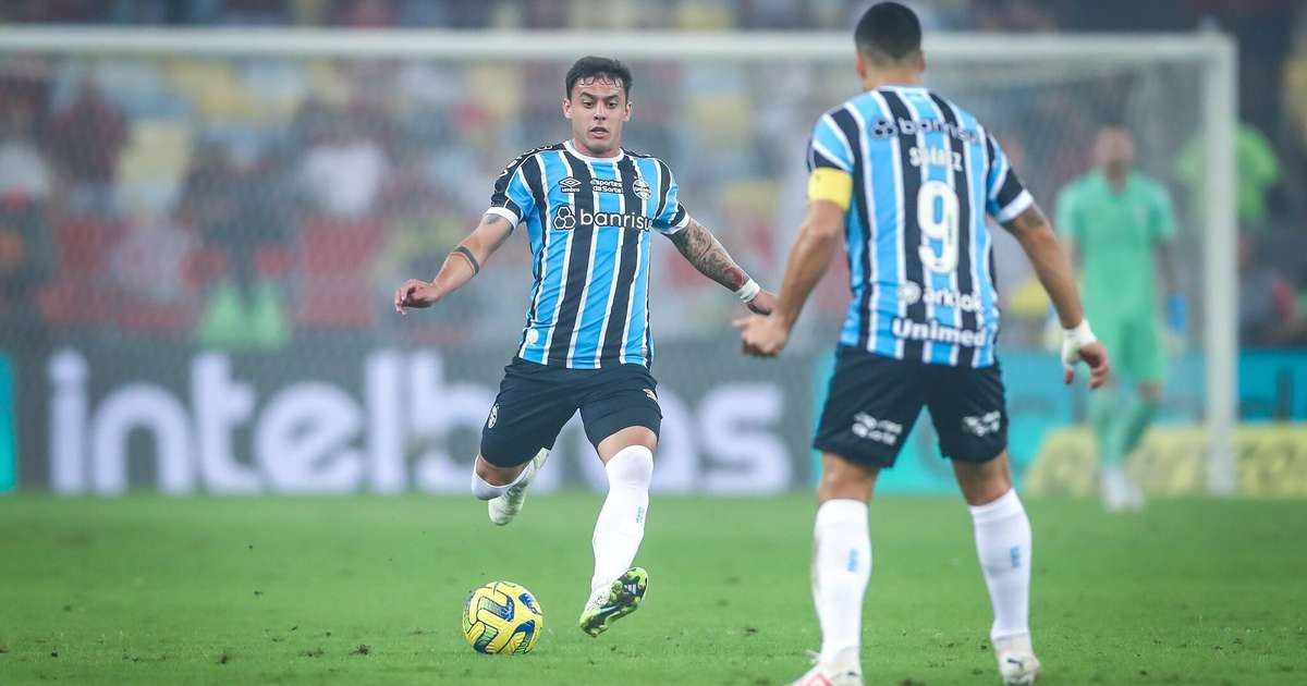 
Grêmio: Renato Gaúcho critica desempenho de Seneme na CBF após derrota para o Flamengo
