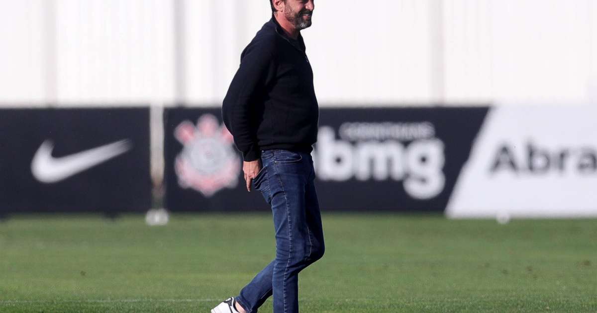 
Duílio não vê erro no planejamento do Corinthians e aponta o que faltou contra o São Paulo
