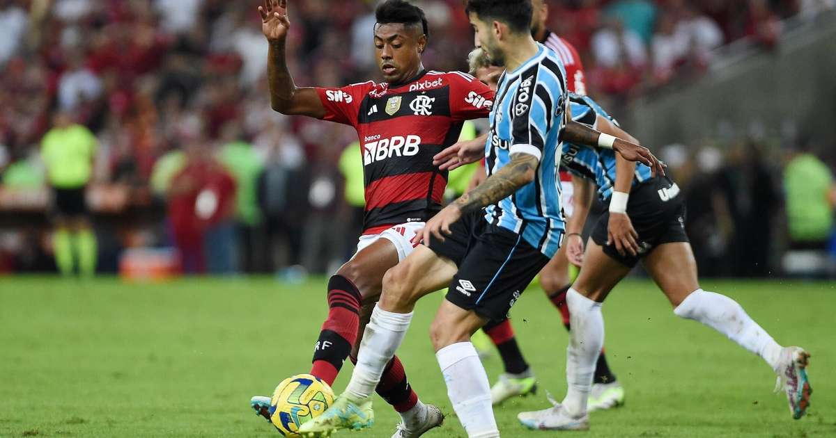 
ANÁLISE: Grêmio cai da Copa do Brasil lutando, mas se vê com poucas perspectivas de mais um título na temporada
