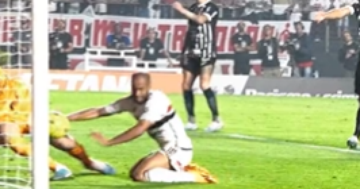 
Corinthians manda ofício à CBF e pede esclarecimentos sobre atuação do VAR em gol de Lucas
